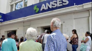 Por la “emergencia previsional”, el Gobierno suspendió los créditos Anses
