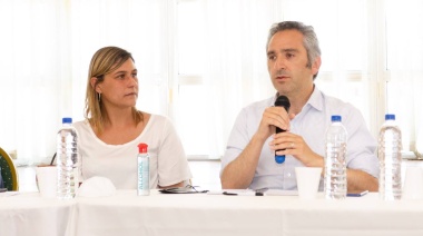 Andrés Larroque: “Para recuperar el trabajo tenemos que cambiar el modelo económico”