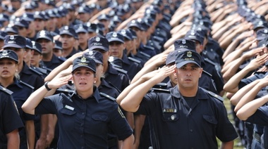 Ascienden a 10.200 oficiales de la Policía Bonaerense