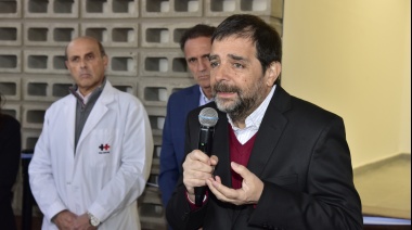 Moreira y Katopodis inauguraron las nuevas áreas de pediatría y obstetricia en el Hospital Thompson