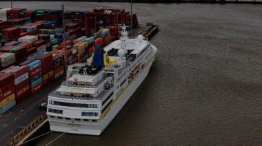 Legisladores de Cambiemos criticaron que haya ingresado al país un crucero de África