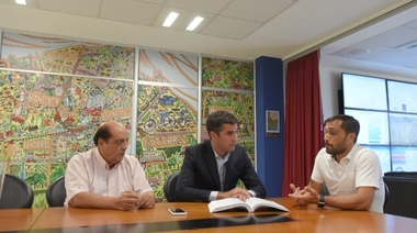 Mosca, en nombre de Vidal, y los Mussi confirmaron que Berazategui adhiere al Pacto Fiscal