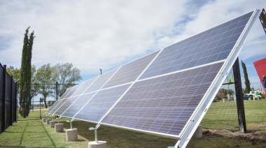 En Laprida se inauguró el primer edificio público con energía 100% solar