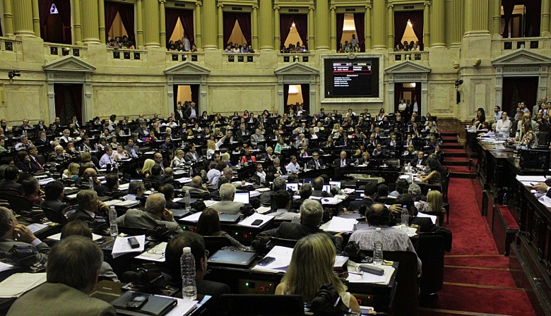 Reducción de la jornada laboral: Diputados debatió proyectos con apoyo del Gobierno