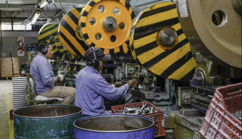 Once de cada cien industrias argentinas dejaron de exportar en el primer semestre de 2025