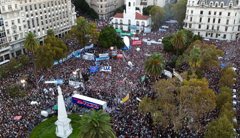 Docentes universitarios anunciaron una nueva Marcha Federal Universitaria y un paro por 48 horas