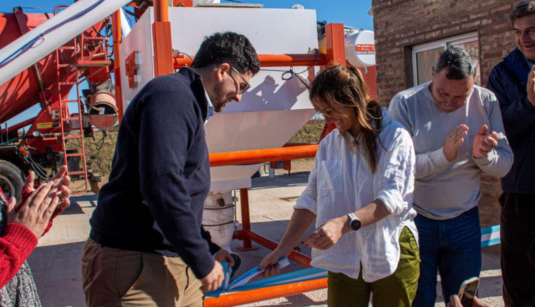 Mittelbach inauguró la Planta Hormigonera Municipal: “Vamos a crecer más”