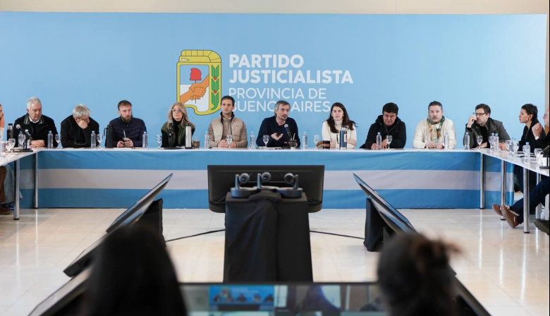 Con tensiones y llamados a la unidad, el PJ bonaerense se reunió en San Vicente