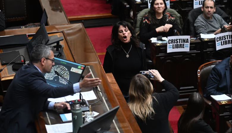 Tensión en el Congreso: diputadas se cruzaron y Menem levantó la sesión