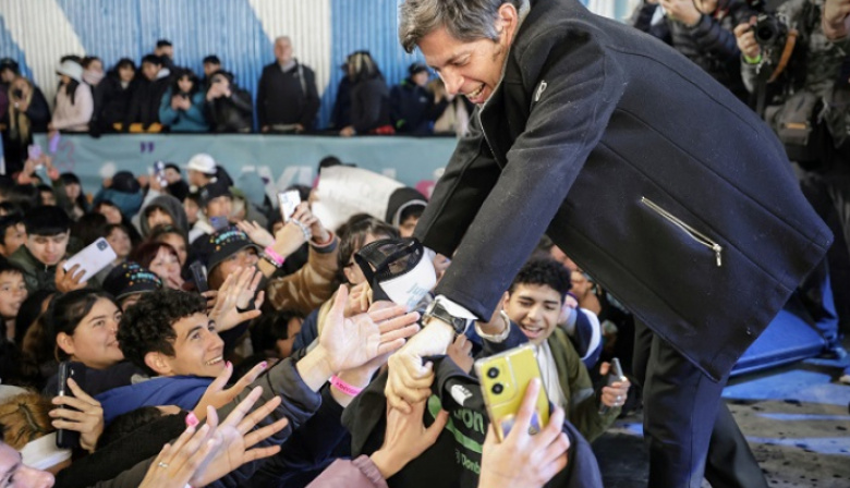 Kicillof: “Aquellos que hablan de destruir el Estado desde adentro deberían recorrer las sedes de Envión"