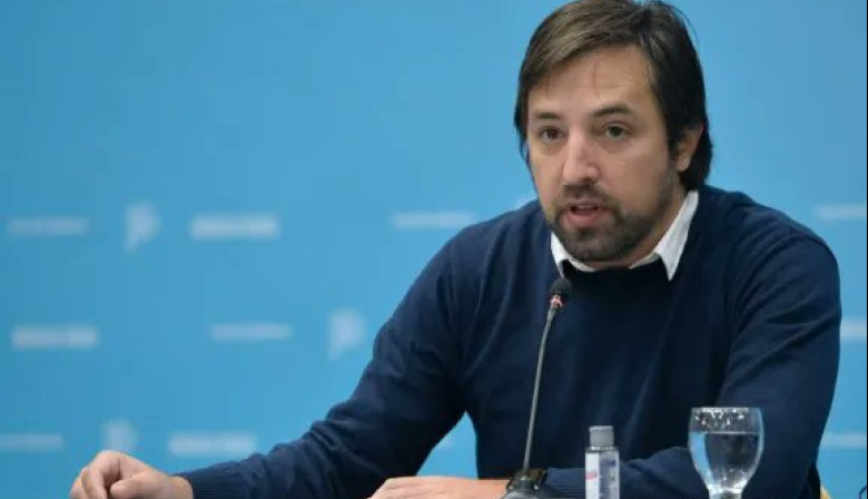 Kreplak acusó al Gobierno nacional de usar una deuda “inventada” para justificar cierres y recortes en salud