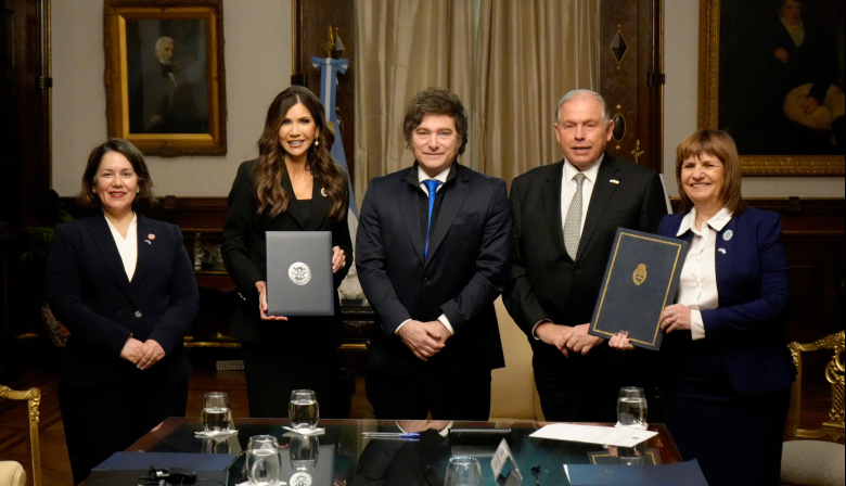 Viajar sin visa a EE.UU.: Argentina firmó su intención de sumarse al programa