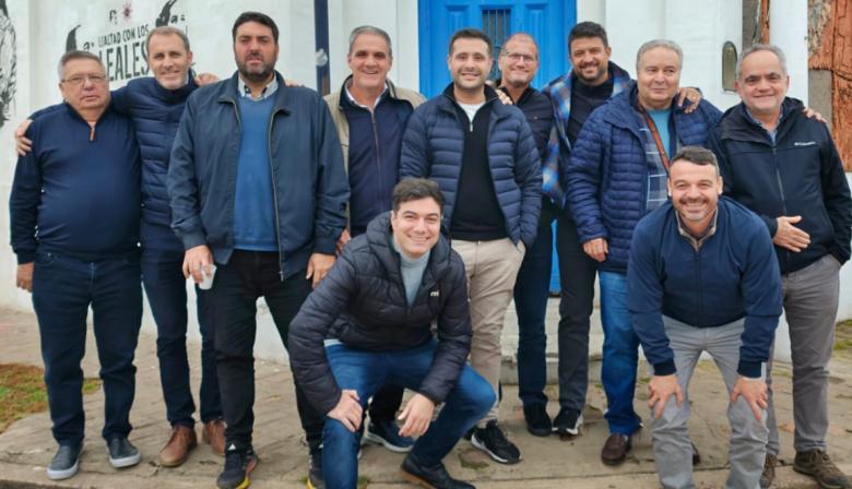 Intendentes de la Segunda Sección se reunieron en Salto para fortalecer el Movimiento Derecho al Futuro