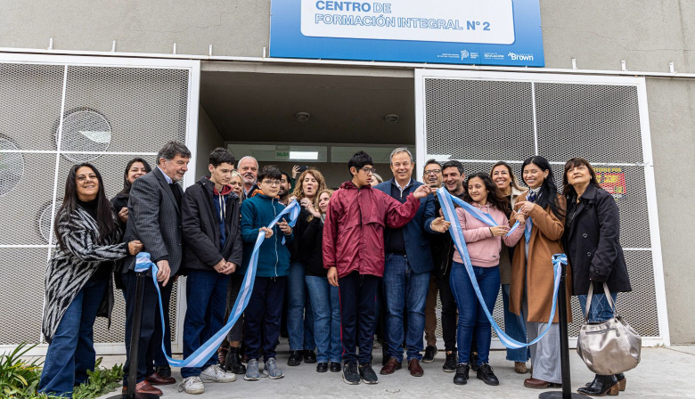 Cascallares: “La escuela pública es la verdadera herramienta que da oportunidades a nuestra gente”