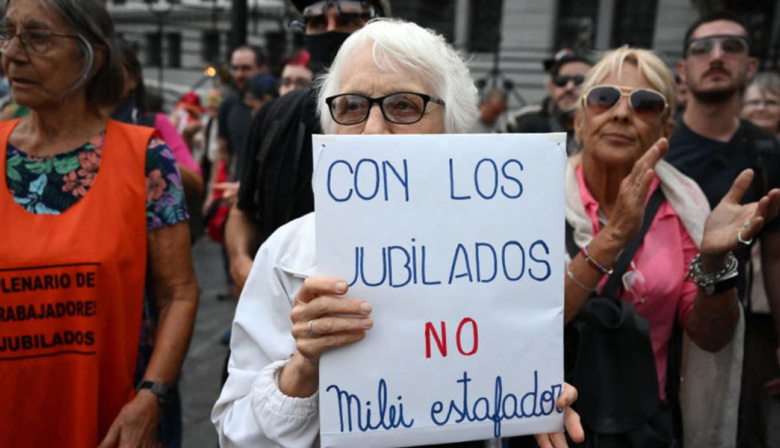 Los jubilados pierden más de $468 mil millones al mes por el veto presidencial