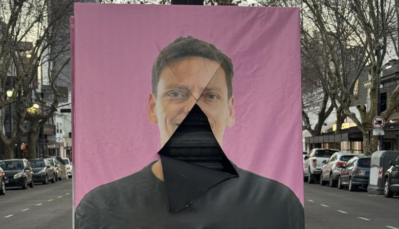 Nicoletti denunció vandalismo contra su cartelería y habló de “violencia política”
