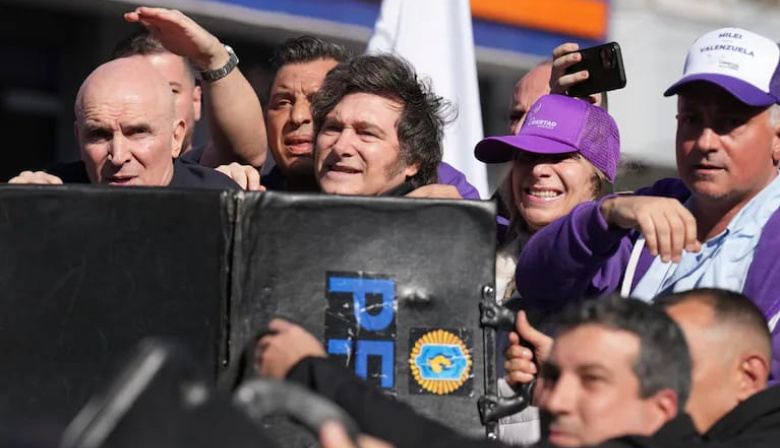 A pocos días de la elección bonaerense, Milei cerrará la campaña en Moreno
