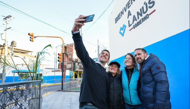Lanús: Julián Álvarez supervisó obras en Madariaga y Camino General Belgrano, donde se erradicó un basural crónico