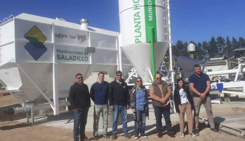 Con una inversión de más de $80 millones, Saladillo instala su planta hormigonera