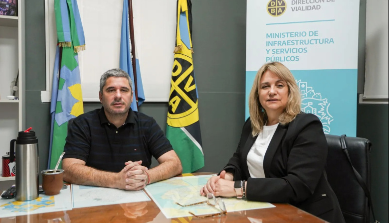 Revilla le reclamó obras viales a Provincia y sumó nueva maquinaria en General Arenales