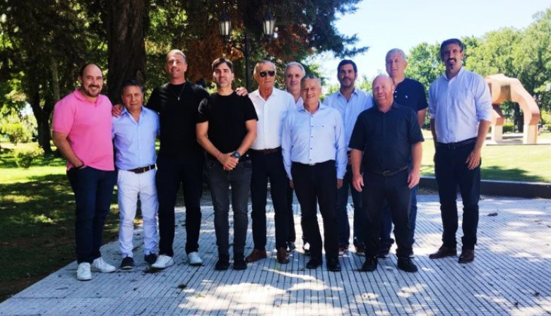 El "Grupo de los 12" responsabilizó a Milei por la crisis en la PBA