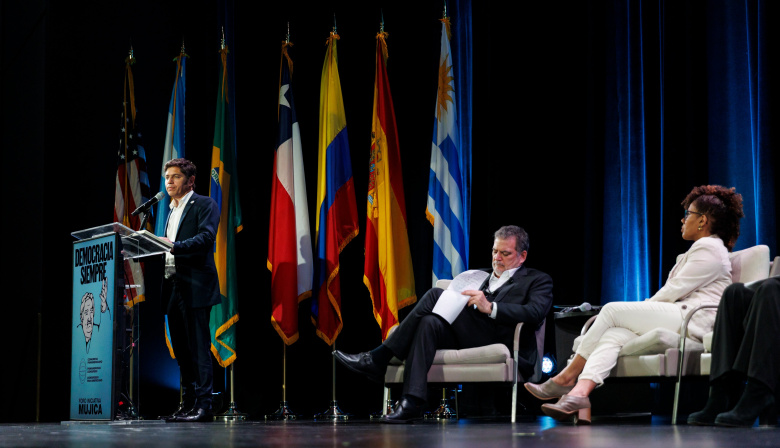 Kicillof participó de la jornada “Democracia siempre" en Nueva York