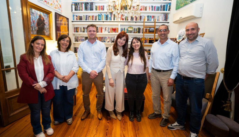 Cristina Kirchner recibió a intendentes y referentes de La Cámpora de la Séptima