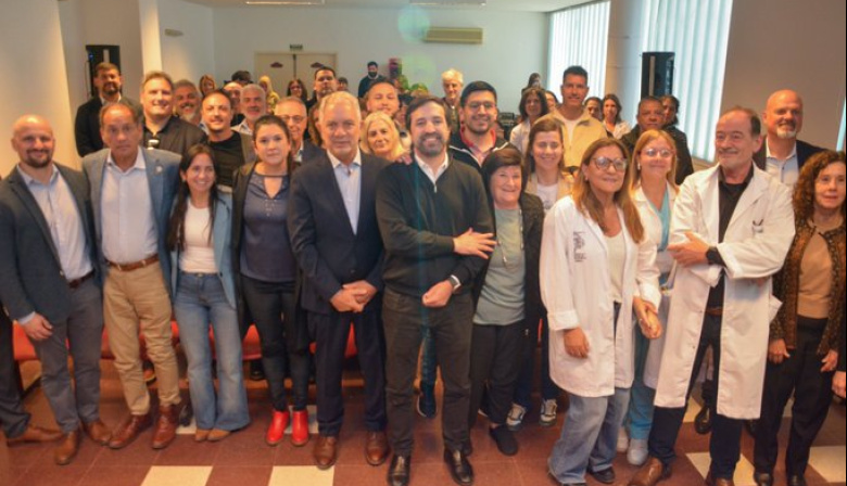 La Plata: Alak donó $31 millones al Hospital de Niños “Sor María Ludovica”