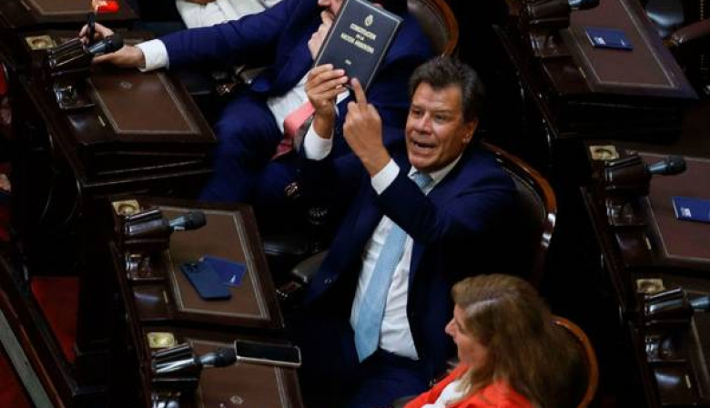 Tensión en el Congreso: Manes denuncia amenazas de Martín Menem