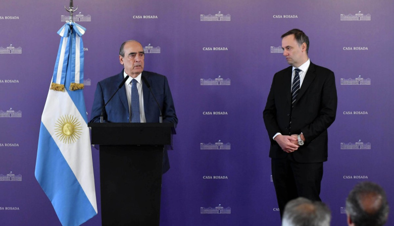 Crisis interna y cambios: Renunció Francos, sube Adorni y se alistan más reemplazos