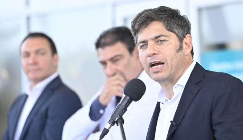 “No fui invitado porque no negocio derechos del pueblo”: Kicillof redobló críticas a Milei