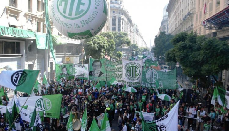 ATE redobla la protesta contra la reforma laboral de Milei con un paro nacional