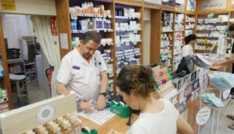 Farmacéuticos alertan por el retiro de controles a medicamentos importados
