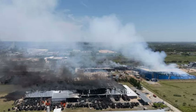 Tras el incendio, Granados confirmó que “cinco industrias perdieron todo”