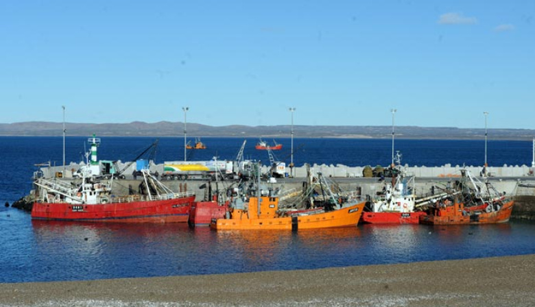 Escándalo en Chubut: denuncia de supuesto soborno por contratos de pesca