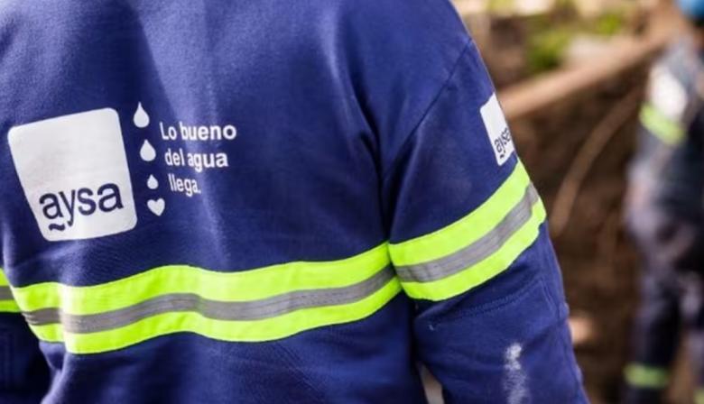 “Inconstitucional e irrazonable”: La Defensoría rechazó el DNU que permite cortar el agua por falta de pago