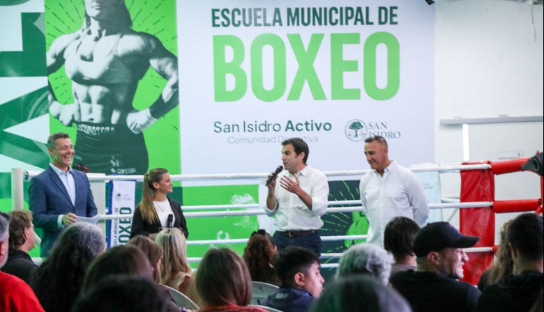 San Isidro reinauguró su Escuela de Boxeo y homenajeó a la Locomotora Oliveras
