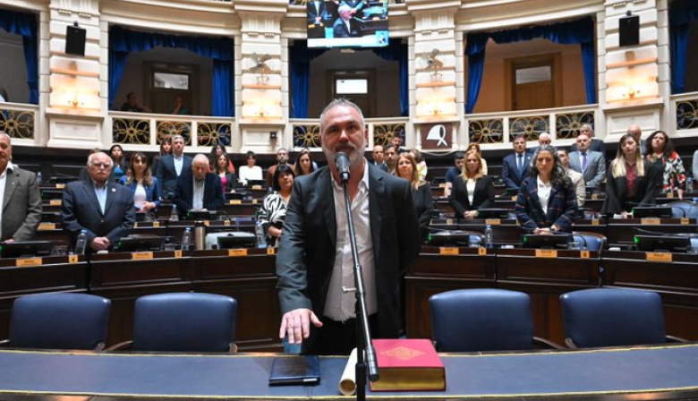 La Libertad Avanza bloquea el pedido de deuda y apunta al tamaño del Estado bonaerense