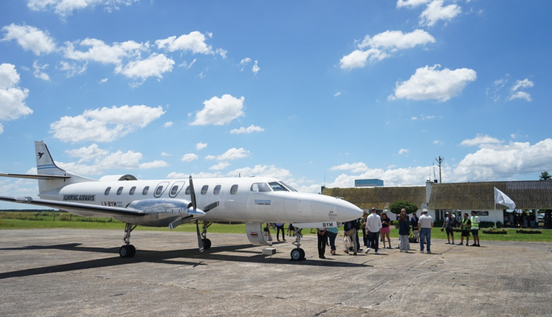 Día histórico en Villa Gesell: Regresaron los vuelos comerciales