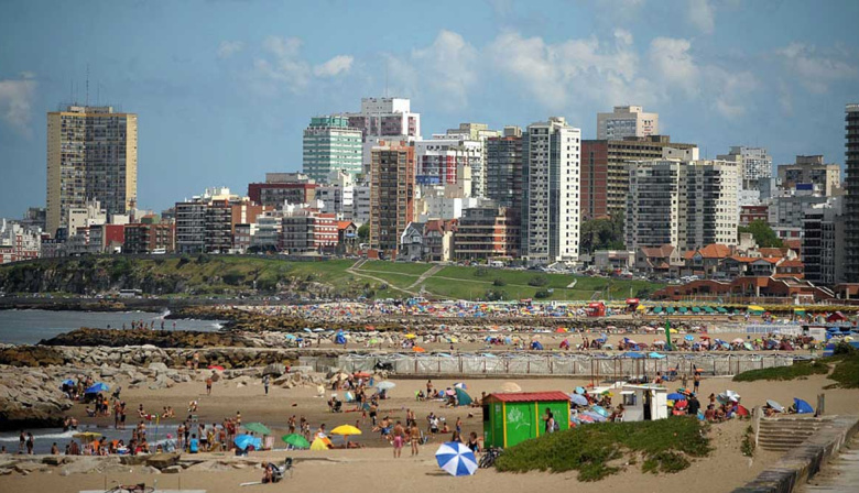 Último fin de semana largo del año: Mar del Plata con reservas al 55%
