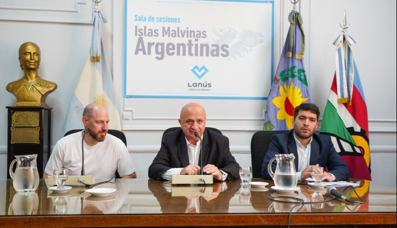 Nuevos representantes de Lanús juraron con mayoría oficialista