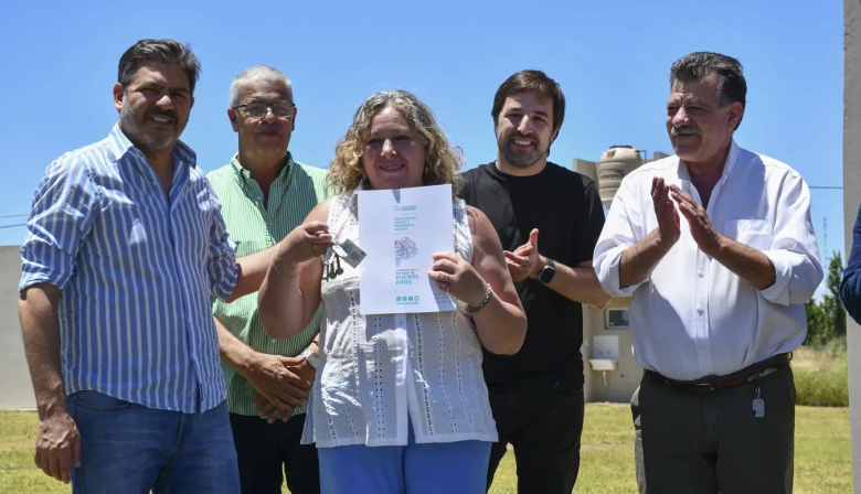 Barenghi entregó viviendas: “Hoy hay 70 familias que están cumpliendo un sueño”