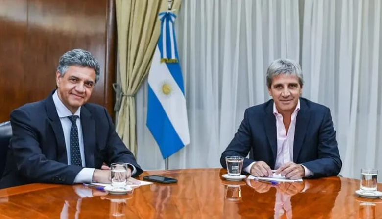 Caputo y Macri se reúnen por la deuda de coparticipación