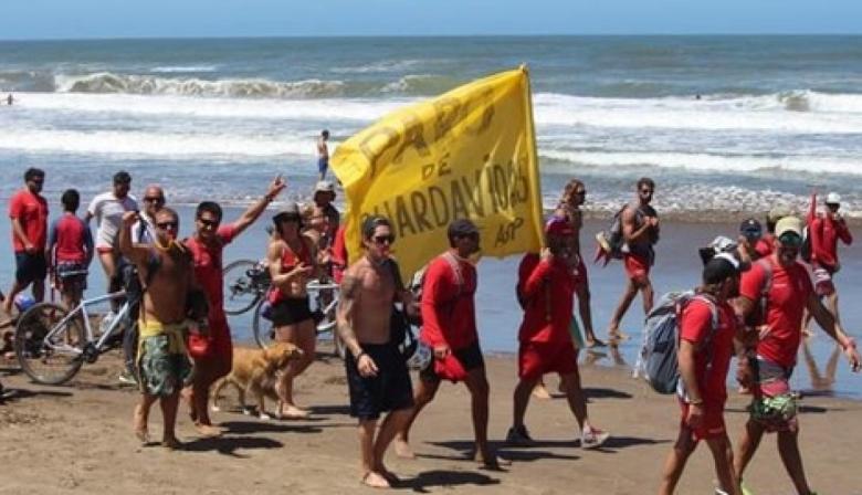 Conflicto salarial: los guardavidas de Pinamar van al paro y notifican a Trabajo