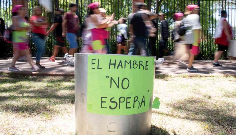 La UNLP alerta por el colapso de los comedores: “Cada vez viene más gente y tenemos menos recursos”