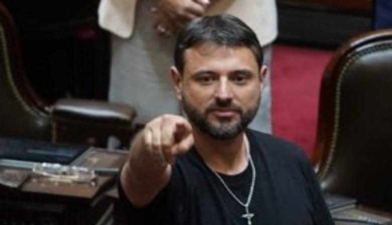 Rutas rotas, grietas intactas: Grabois denunció el abandono vial y Iguacel lo cruzó con una vieja chicana