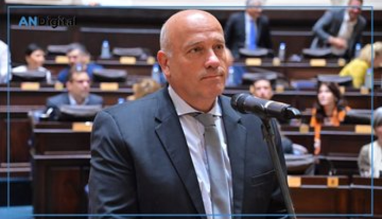 De Leo impulsa la eliminación de la VTV y apunta contra un sistema “caro, ineficaz y opaco”