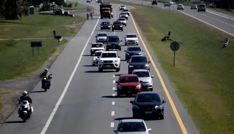 AUBASA registró una fuerte caída del tránsito hacia la Costa Atlántica: 100 mil autos menos que en 2025