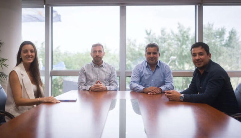 Futuro en Lomas de Zamora : educación y trabajo de la mano