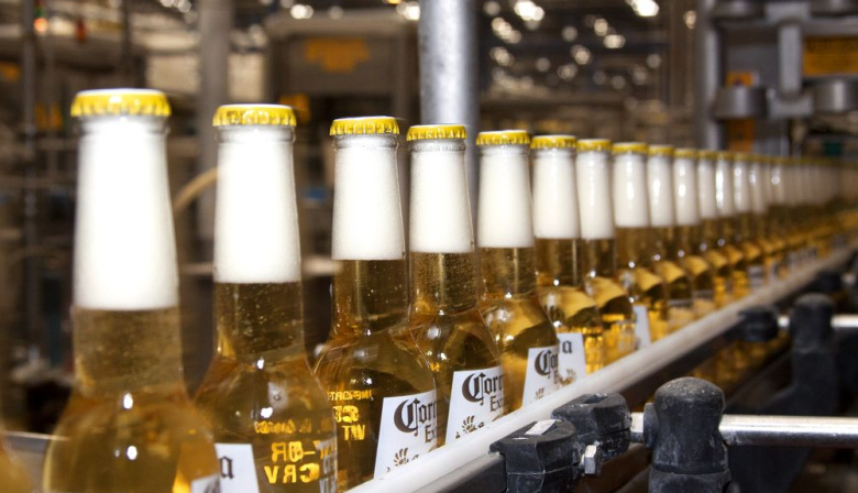 Ajuste en la planta de Corona